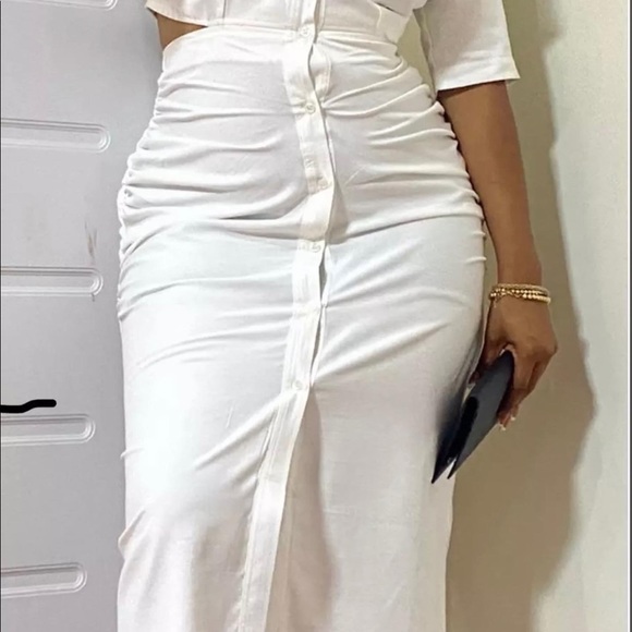 The Cut-Out dress is perfect for the Spring or Summer - Picture 3 of 3